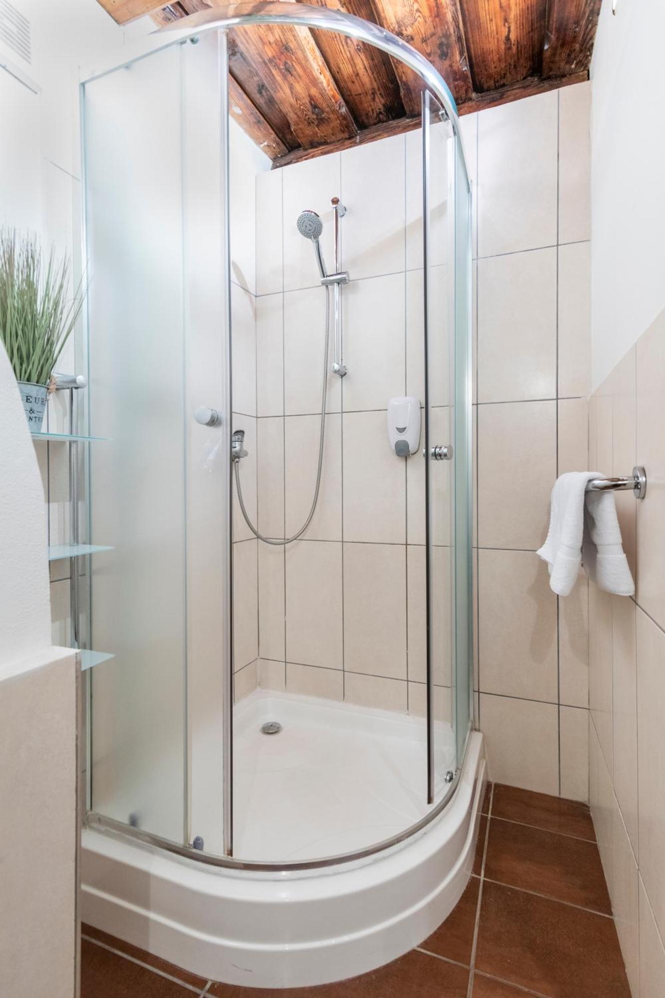 Apartament 20 Seconds To Charles Bridge Praga Zewnętrze zdjęcie